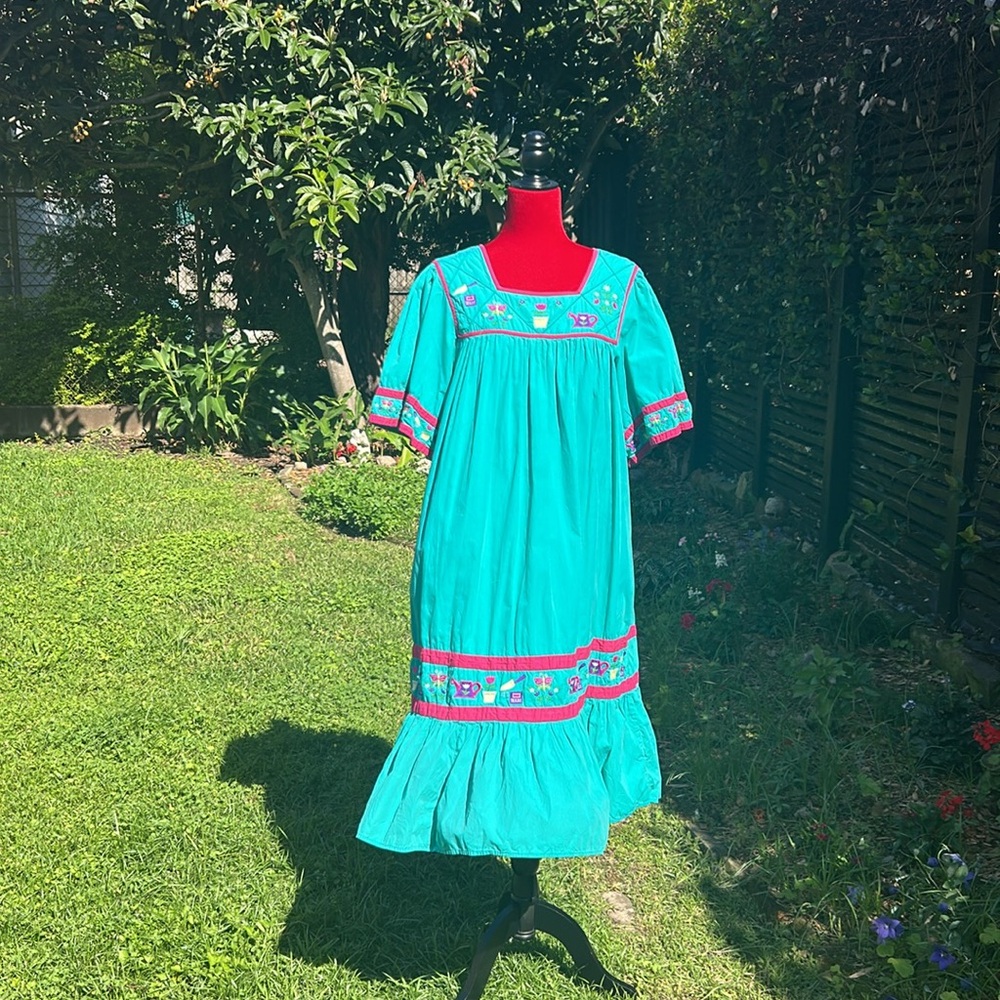 Embroidered Teal Garden Dress L - Picture 8 of 8